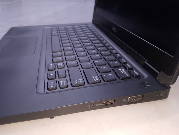 Dell Latitude 5490 - Image 5